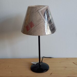 Lampe métal noir abat-jour Postcard